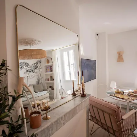 Coup De Coeur Centre Village Et Climatise 3 Etoiles Terra Cigala Apartment *