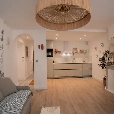Apartment Coup De Coeur Centre Village Et Climatise 3 Etoiles Terra Cigala *